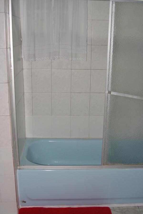 Cozy Apartment 3 كينغستون المظهر الخارجي الصورة