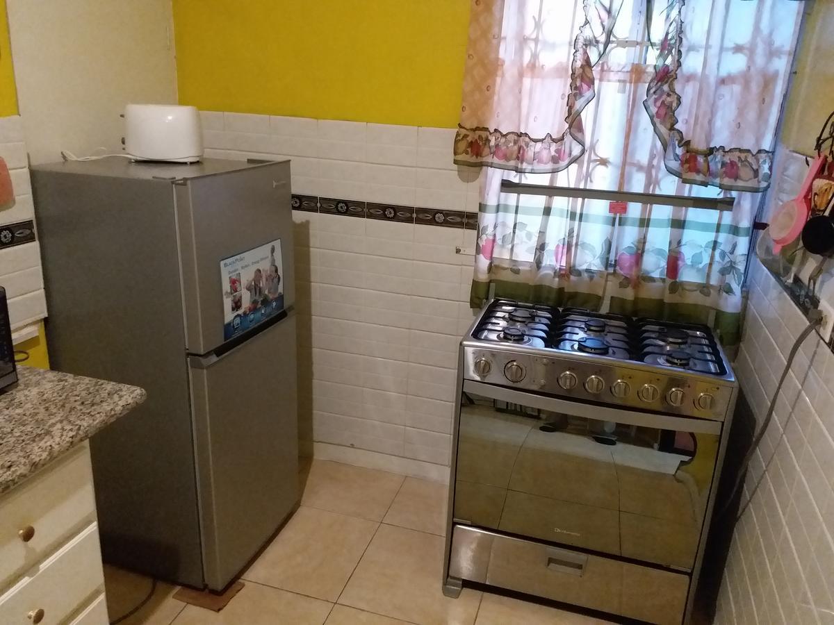 Cozy Apartment 3 كينغستون المظهر الخارجي الصورة